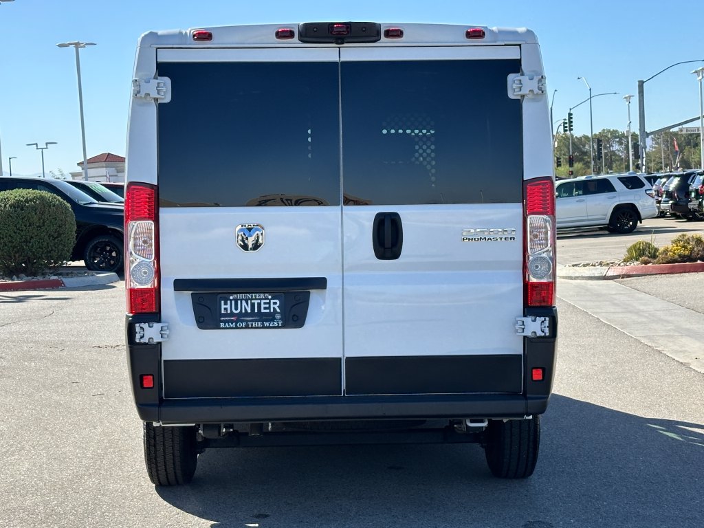 Used 2025 RAM ProMaster 2500 w/ U-Haul Equipment Group FWD image 8