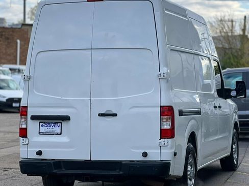 Used 2019 Nissan NV 2500 SV RWD image 5