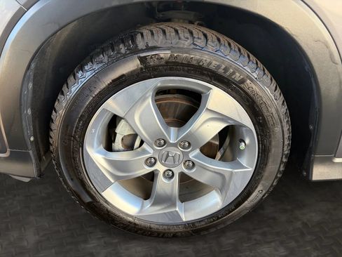 Used 2019 Honda HR-V LX image 32