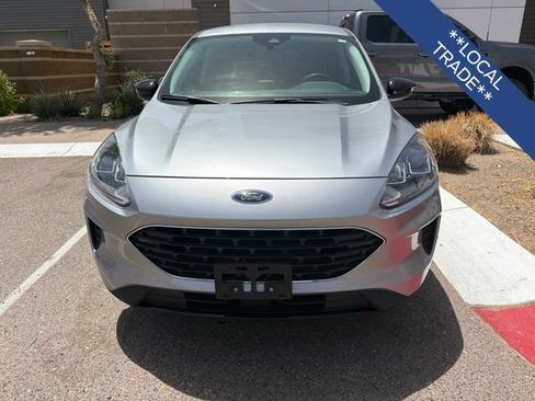 Used 2022 Ford Escape SE w/ SE Sport Appearance Package FWD image 9