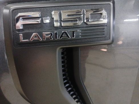 Used 2023 Ford F150 Lariat w/ Equipment Group 502A High image 9