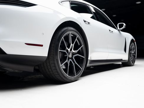 Used 2023 Porsche Taycan w/ Premium Package image 73