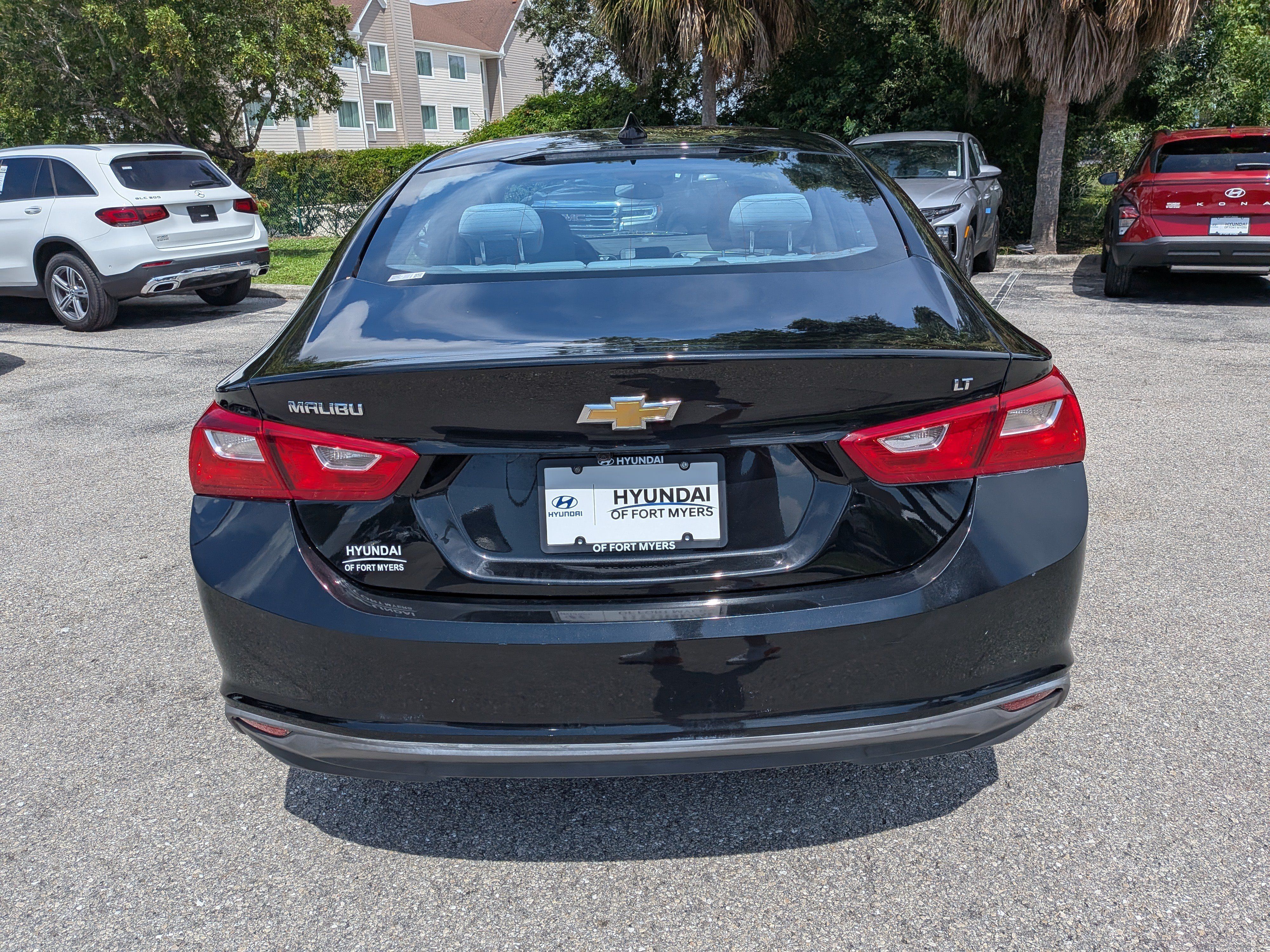 Used 2023 Chevrolet Malibu LT FWD image 5