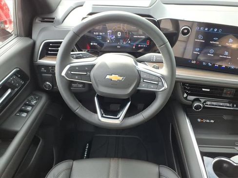 New 2026 Chevrolet Suburban High Country RWD image 25