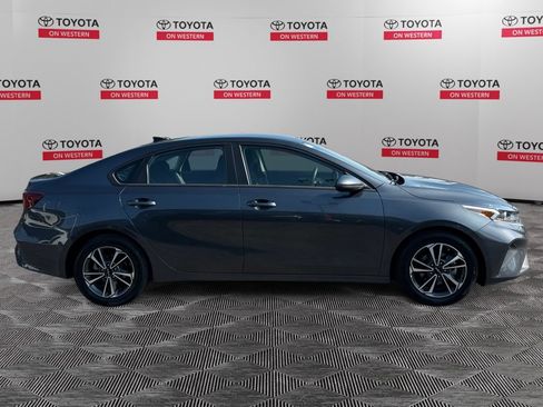 Used 2024 Kia Forte LXS FWD image 4