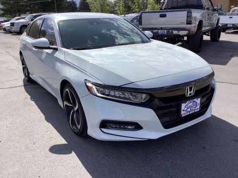 Used 2022 Honda Accord Sport image 5