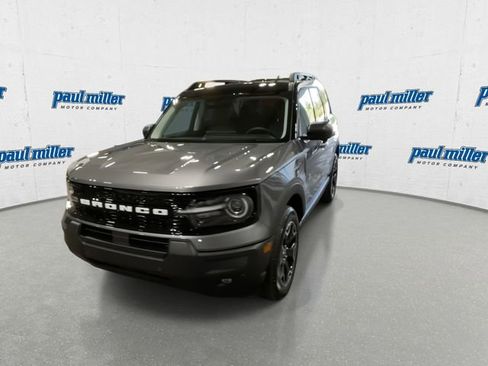 New 2025 Ford Bronco Sport Outer Banks w/ Outer Banks Tech Package+ AWD/4WD image 4