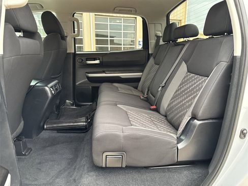 Used 2019 Toyota Tundra SR5 w/ SR5 Upgrade Package image 23