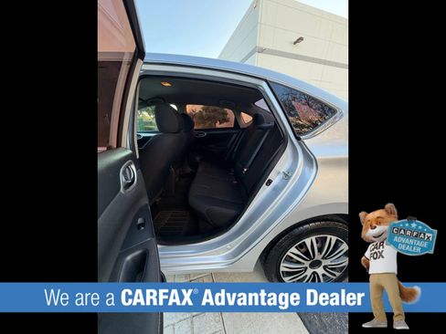 Used 2014 Nissan Sentra S image 9