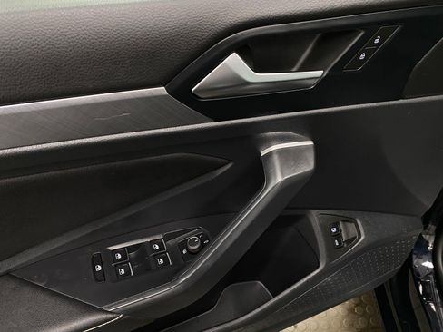 Used 2024 Volkswagen Jetta SE w/ Panoramic Sunroof Package FWD image 29