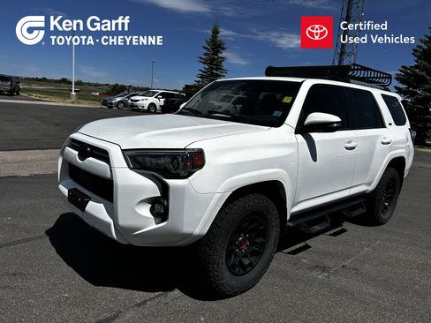 Used 2022 Toyota 4Runner SR5 Premium w/ Moonroof Package AWD/4WD image 1