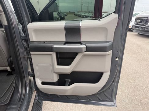 Used 2017 Ford F150 XLT image 20