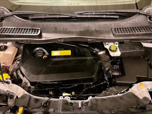 Used 2016 Ford Escape SE image 29