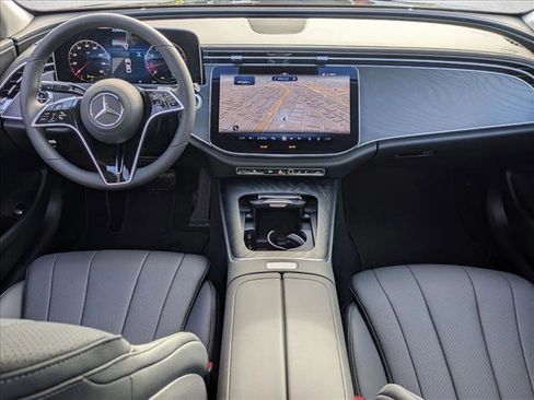 New 2026 Mercedes-Benz E 450 4MATIC Sedan image 13