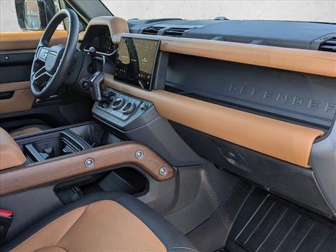 Certified 2024 Land Rover Defender 110 X image 23