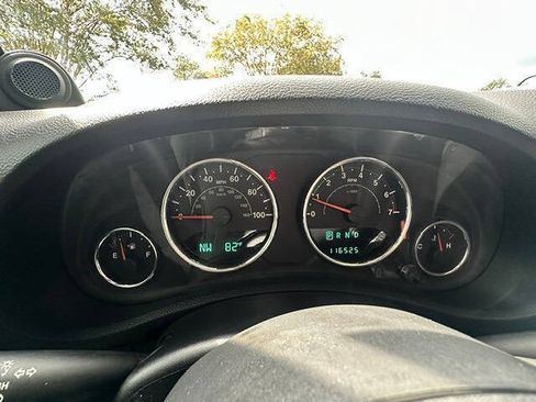 Used 2013 Jeep Wrangler Unlimited Sport AWD/4WD image 15