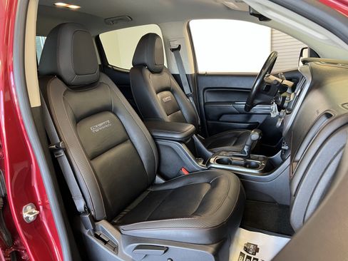 Used 2018 GMC Canyon All Terrain w/ Trailering Package image 33