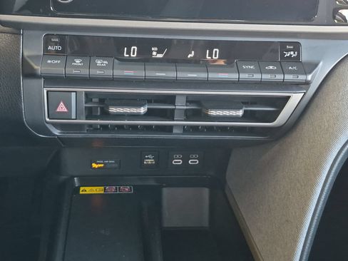 Used 2026 Toyota Camry LE FWD image 21