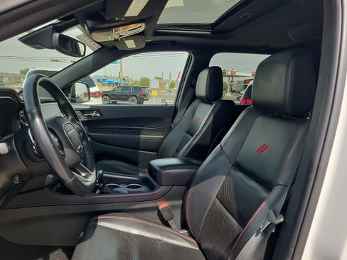 Used 2024 Dodge Durango GT RWD image 16