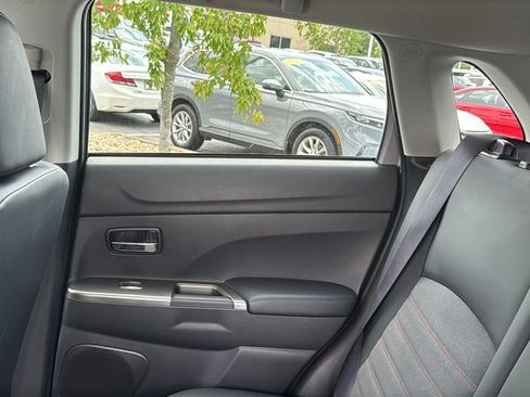 Used 2026 Mitsubishi Outlander Sport SE AWD/4WD image 24