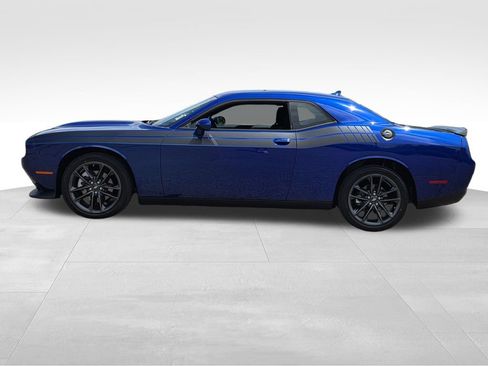 Used 2022 Dodge Challenger GT w/ Blacktop Package AWD/4WD image 9