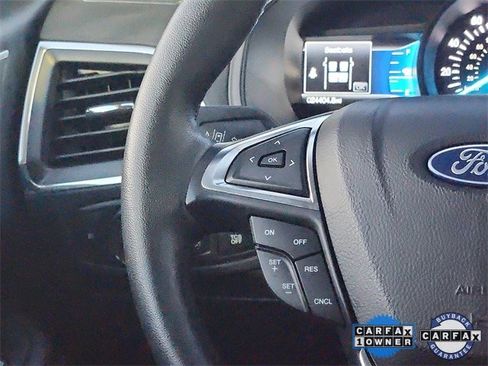 Certified 2022 Ford Edge Titanium image 14