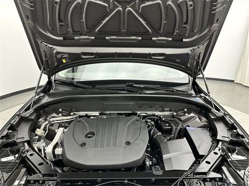 Certified 2025 Volvo XC60 B5 Plus image 26