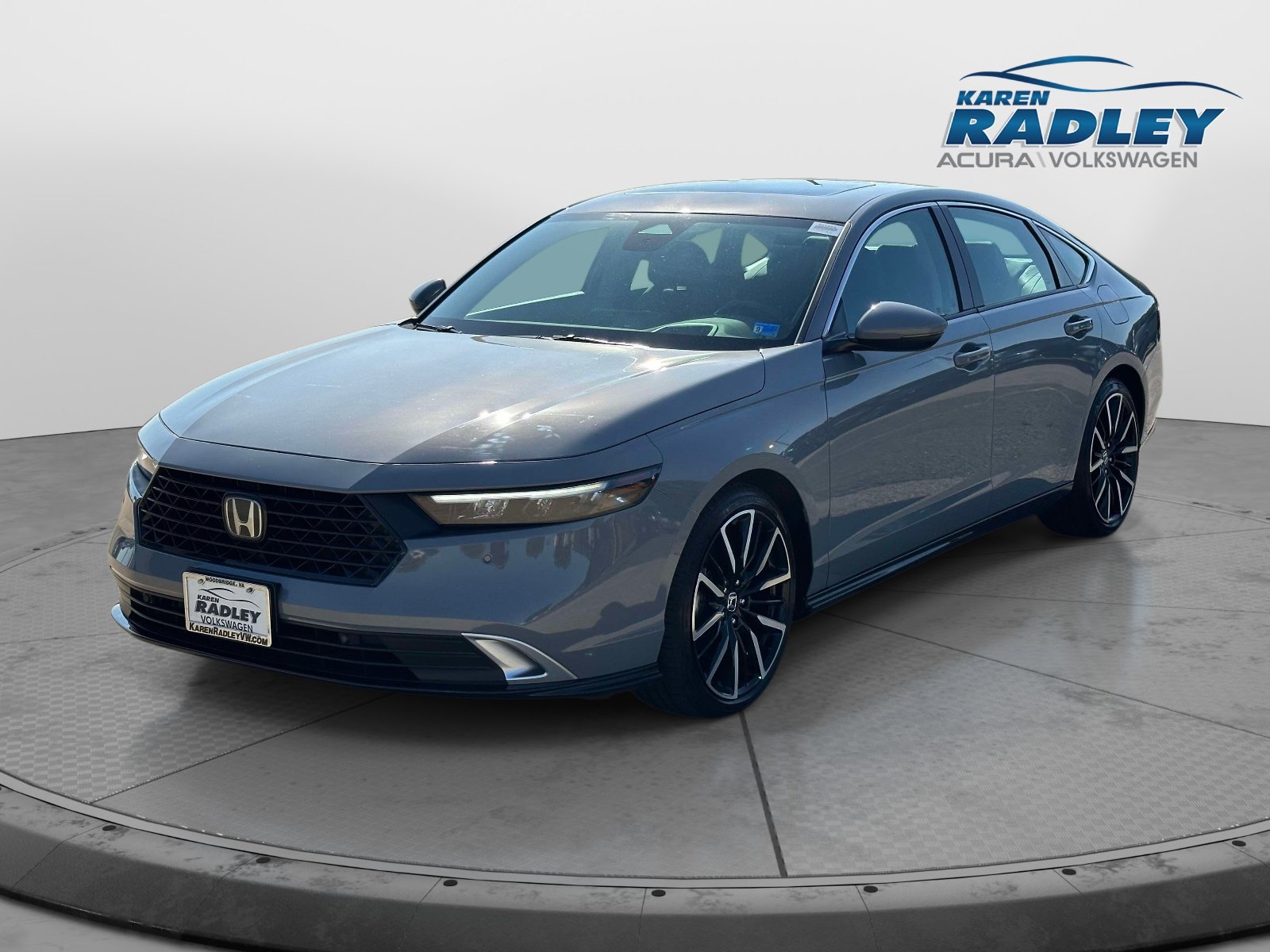 Used 2025 Honda Accord Touring image 4