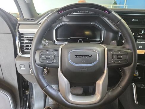 Used 2025 GMC Sierra 1500 Denali AWD/4WD image 14