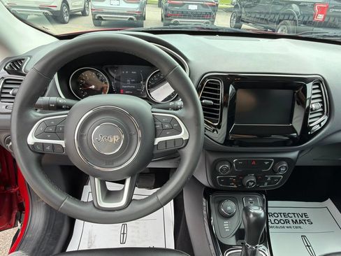 Used 2021 Jeep Compass Latitude AWD/4WD image 22