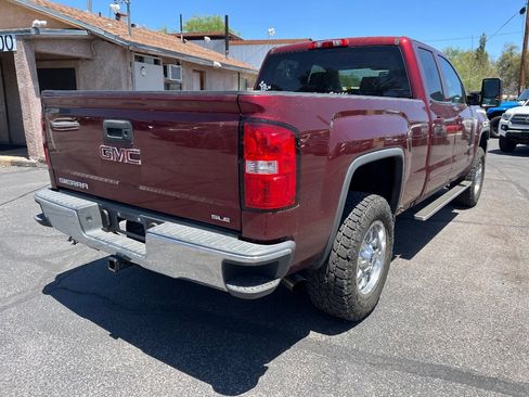Used 2016 GMC Sierra 1500 SLE w/ SLE Value Package AWD/4WD image 3