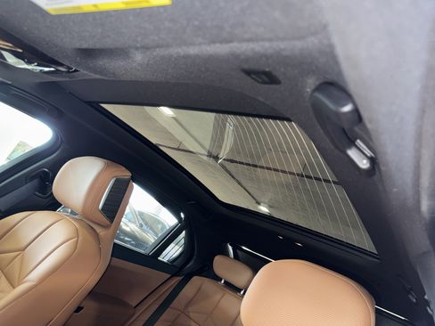 Used 2025 BMW 740i xDrive image 34