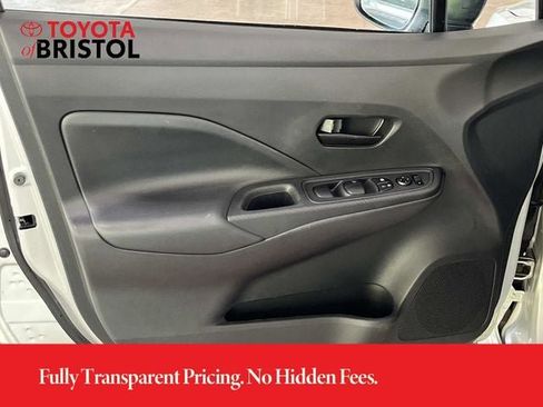 Used 2020 Nissan Versa S FWD image 23