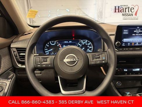 Certified 2023 Nissan Rogue SV image 16