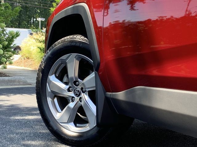 Used 2021 Toyota RAV4 Limited AWD/4WD image 41