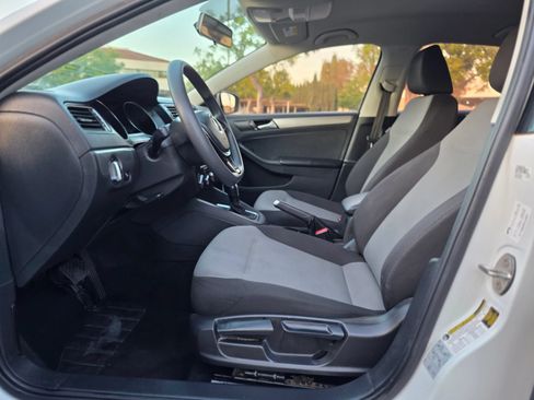 Used 2018 Volkswagen Jetta S FWD image 15