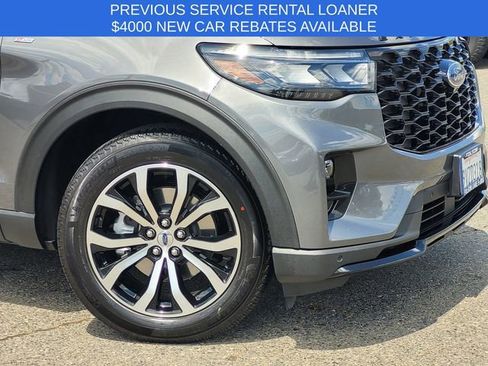 Used 2026 Ford Explorer ST-Line RWD image 6