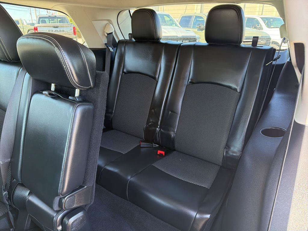Used 2018 Dodge Journey Crossroad FWD image 22