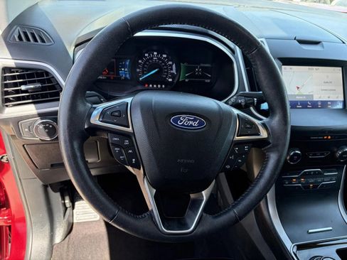 Used 2019 Ford Edge SEL w/ Equipment Group 201A FWD image 12