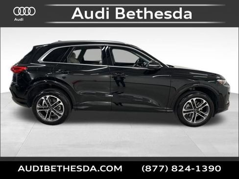 Certified 2025 Audi Q5 Premium Plus w/ Premium Plus image 8