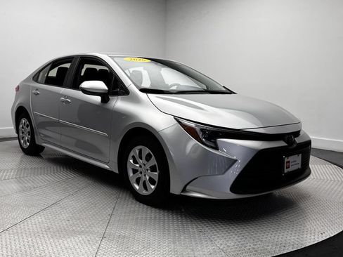 Used 2026 Toyota Corolla LE AWD/4WD image 39