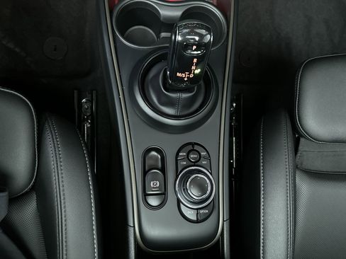 Used 2024 MINI Cooper Countryman S w/ Premium Package image 23