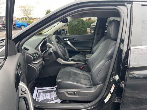 Used 2023 Mitsubishi Eclipse Cross SE image 12