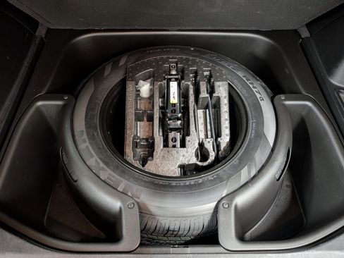 Used 2021 Jeep Grand Cherokee Limited w/ Trailer Tow Group IV image 28