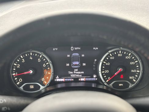 Used 2015 Jeep Renegade Trailhawk w/ Popular Equipment Group image 29