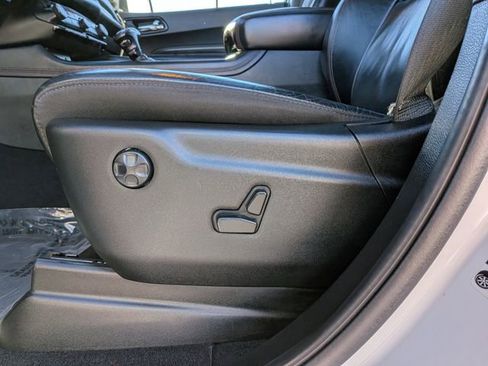 Used 2023 Dodge Durango GT image 17