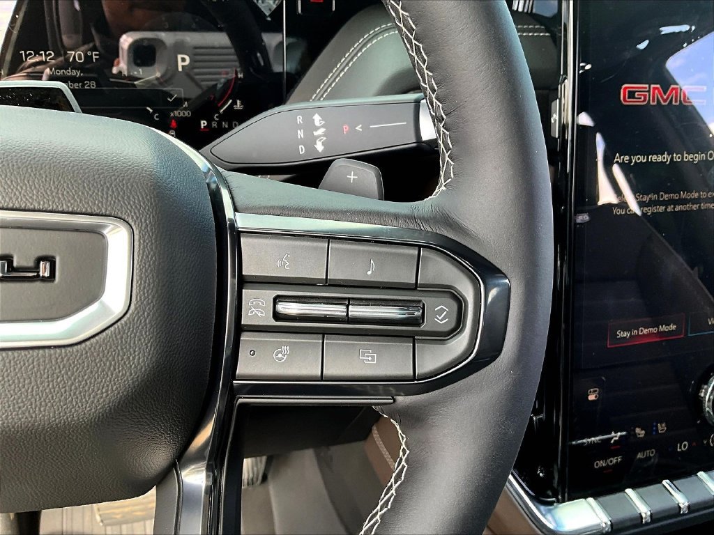 New 2026 GMC Yukon XL Denali Ultimate AWD/4WD image 21