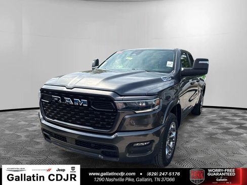 Used 2025 RAM 1500 Big Horn AWD/4WD image 1