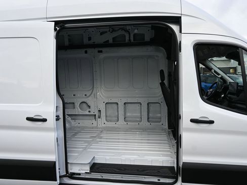 New 2026 Ford Transit 250 148 High Roof image 27