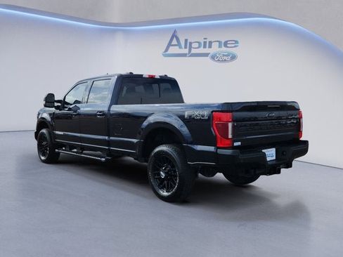 Used 2021 Ford F350 Lariat image 3